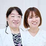 高橋英里佳院長、川原千鶴子名誉院長 あかちゃんからのこどもクリニック宮前平