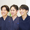 津徳亮成院長、猿木清優副院長、田村隆仁先生 池袋駅東口つのり歯科
