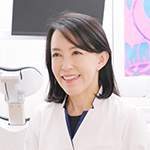 奥村令子理事長 京都丸太町矯正歯科クリニック