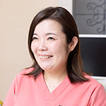 鈴木朋子院長 SUZU DENTAL CLINIC