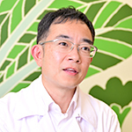 関山尚克院長 ホワイトプラザ歯科