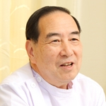 井上 俊夫 院長