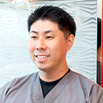 茂木励起院長 新宿フロントタワー歯科