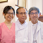 伊藤久美子院長、野口哲夫先生、伊藤俊紀先生 はなクリニック
