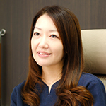 浅見友梨院長 リンクス皮フ科クリニック