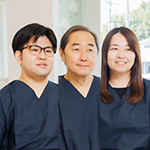 鈴木正彦院長、澤田克也副院長、澤田彩華副院長 神田歯科矯正歯科