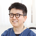 山本真道院長 ナルトミ歯科医院