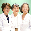 原茂子院長、濱田千江子先生、村島温子先生 原プレスセンタークリニック