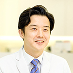 上嶋祐太院長 新宿駅前うわじま皮膚科