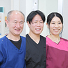 山脇功院長、山脇聡副院長、田丸美里副院長 服部医院