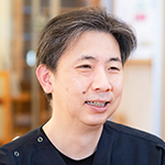 尾崎 智哉 副院長