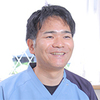 出下雅也院長 歯科ホワイトピアノ