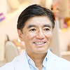 賀久浩生院長 スーパースマイル国際矯正歯科　代々木上原オフィス