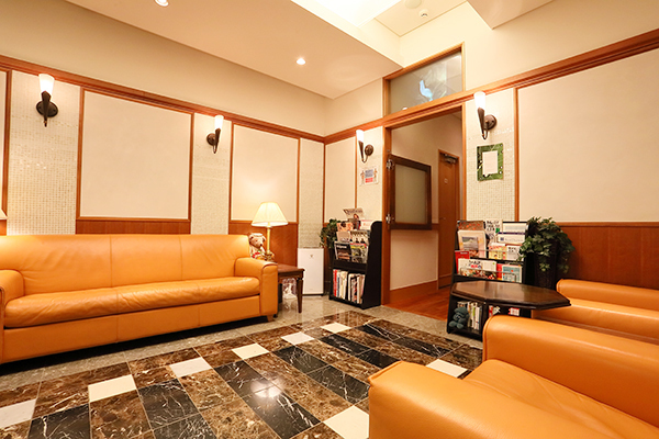 三戸岡英樹院長 芦屋三戸岡クリニック1
