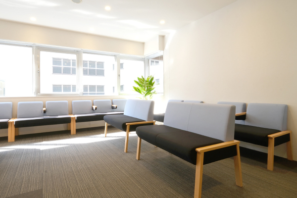 山前正臣院長 新横浜山前クリニック1