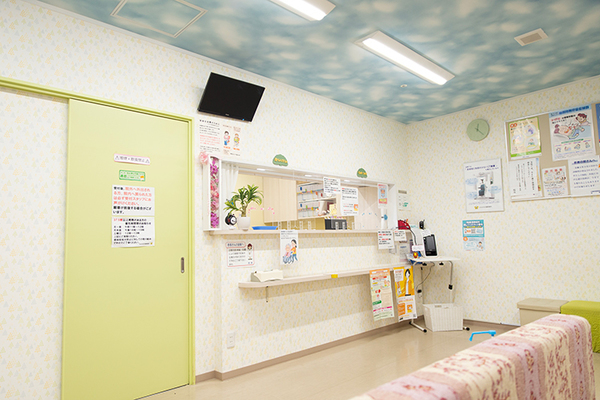 中西律子院長 はなまる耳鼻咽喉科1
