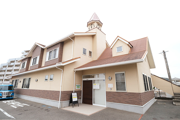 藤原裕矢院長、藤原智子副院長 ふじはら内科クリニック1