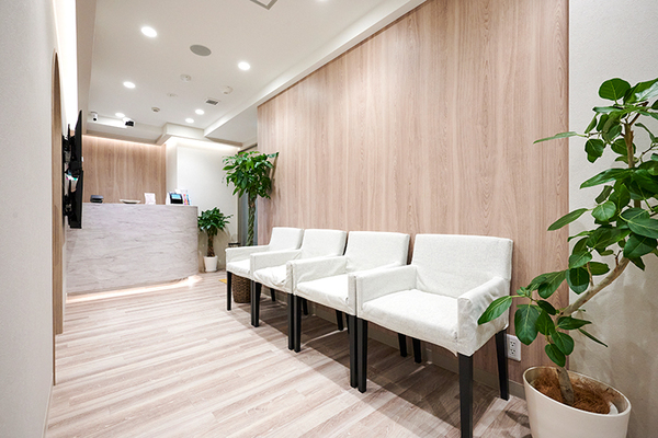 高野隼一院長 BE DENTAL CLINIC1