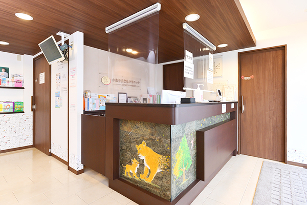 輿石薫院長 かおり子どもクリニック1