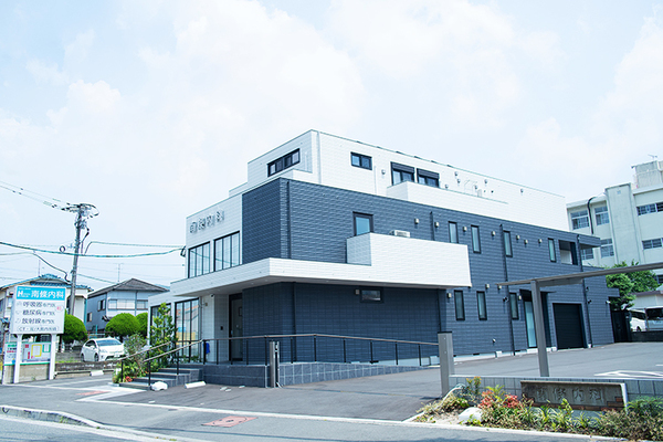 南條環理事長、平田詩乃先生、平田慎治院長 南條内科1