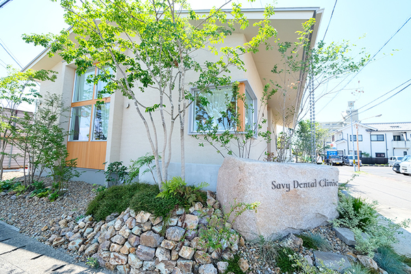 木方一貴院長 Savy Dental Clinic1