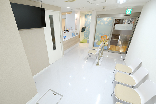 伊藤慎一郎院長 市川おとなこども歯科口腔外科・矯正歯科1