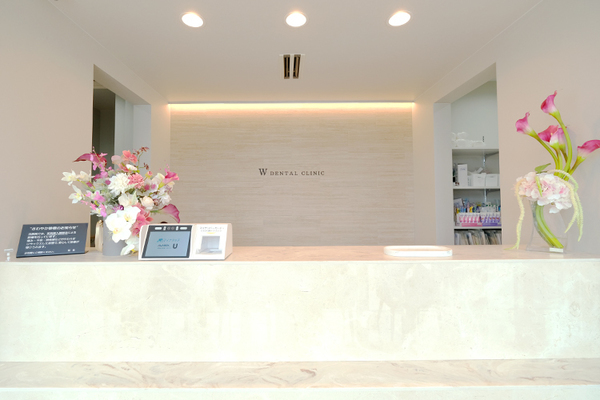 若杉俊通院長 W DENTAL CLINIC1