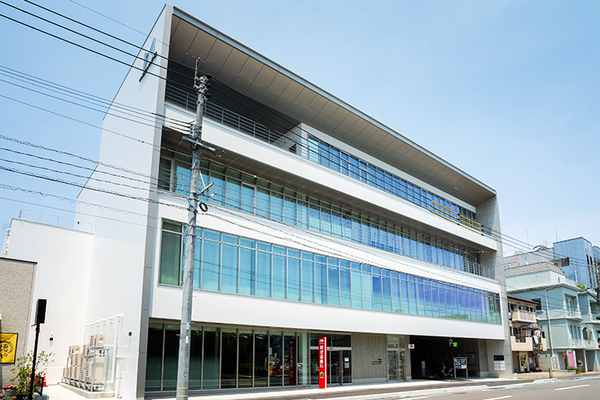 岩下祐司院長 いわした内科おなか診療所1