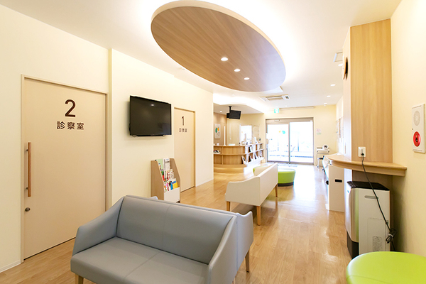 小林俊幸院長 南22条おとなとこどものクリニック1