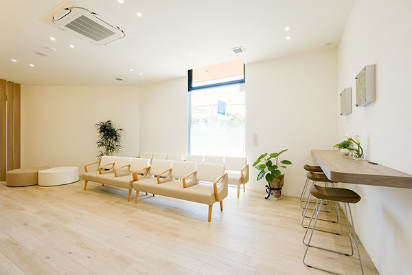 臼井真人院長 つつじが丘クリニック1