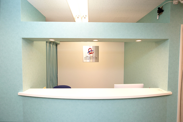 川口聡院長、梅津俊浩事務長 渋谷笹塚HDクリニック1