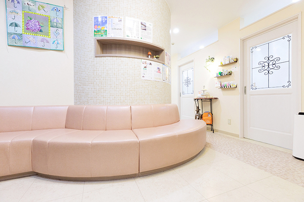鈴木朋子院長 SUZU DENTAL CLINIC1
