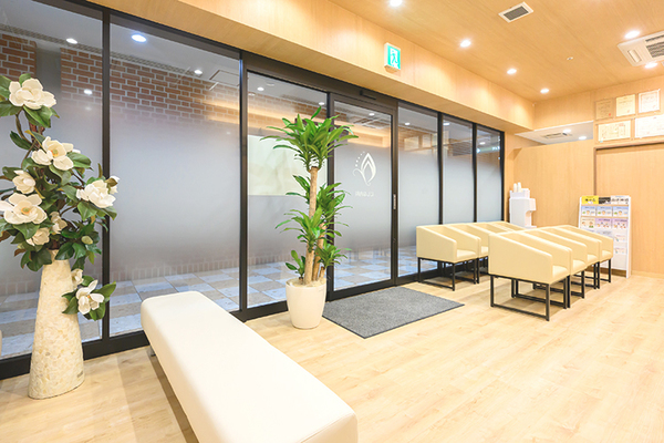 仁科周平院長、鍋嶋克敏副院長 にしな内科1