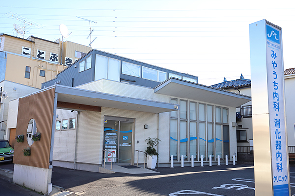 宮内智夫理事長 みやうち内科・消化器内科クリニック1