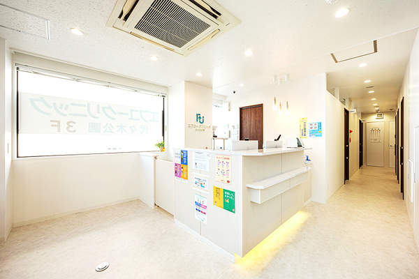 内田英彦院長 エフユークリニック代々木公園1