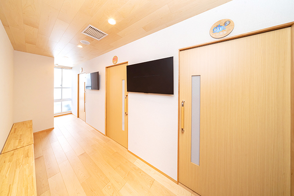 成川研介院長 吉祥寺なるかわファミリークリニック1