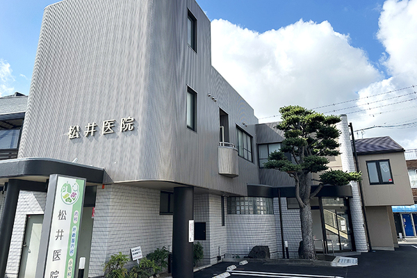 松井彰院長 松井医院1