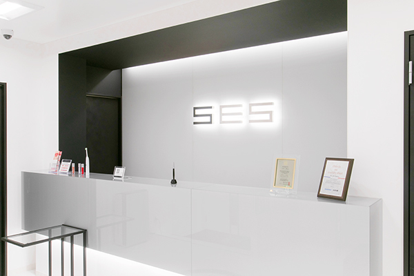 江川翔院長 心斎橋E-Style歯科クリニック1