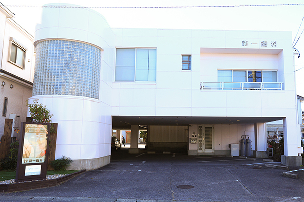 杉浦龍一院長 龍一歯科1