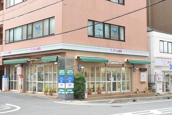 倉阪雅巳先生、倉阪祐衣先生 生駒Mkyデンタルクリニック1