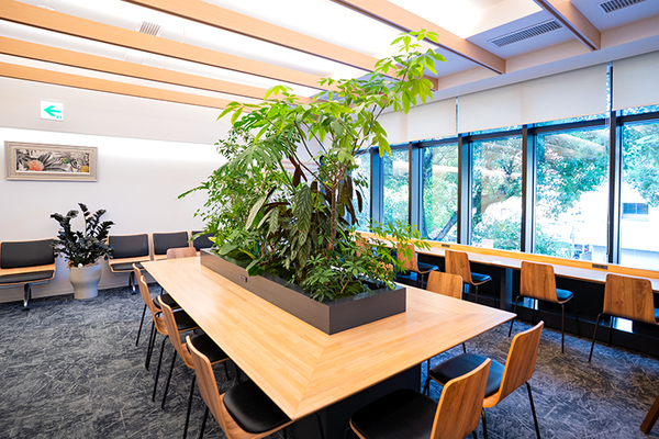 田中滋也院長、田中秀明副院長 田中脳神経外科・頭痛クリニック1