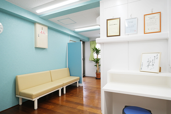 冨永陽介院長 金沢八景痛みのクリニック まどかに1