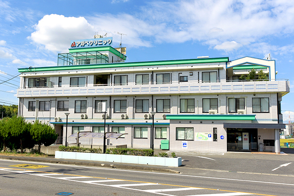 伊藤志門院長 アガペクリニック1