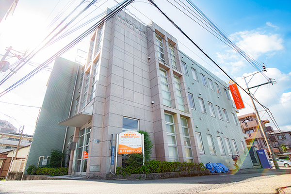 東泰志理事長、愛甲孝先生 とそ総合クリニック1