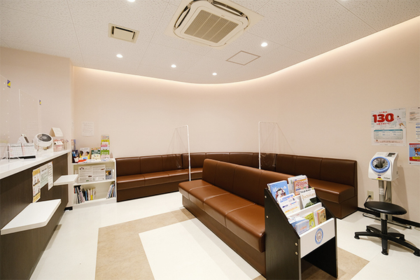 井上禎子院長 まごめ内科・腎クリニック1