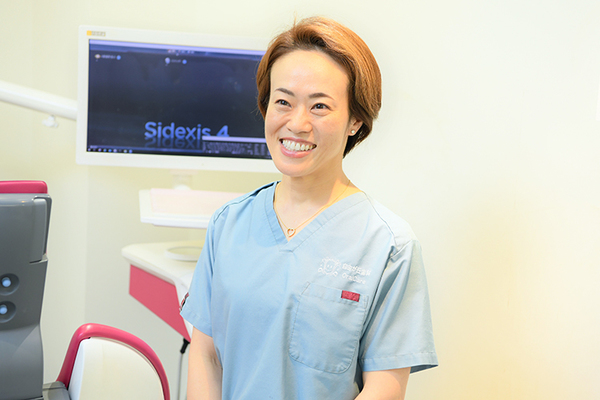 横山紗和子理事長、宮下博行院長、大村友理先生 自由が丘歯科オーラルケア1