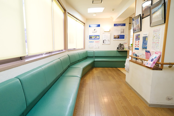 福田貴与子院長 小山クリニック1