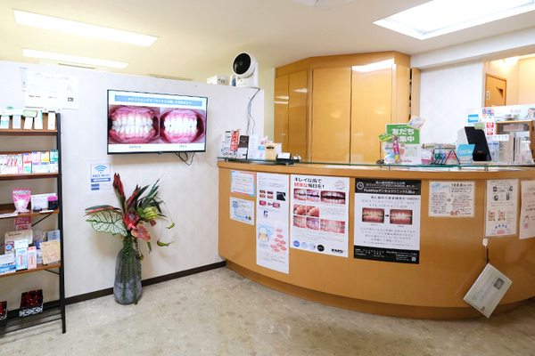 森山明英院長、森山真衣先生 医療法人社団信英会 森山歯科医院1