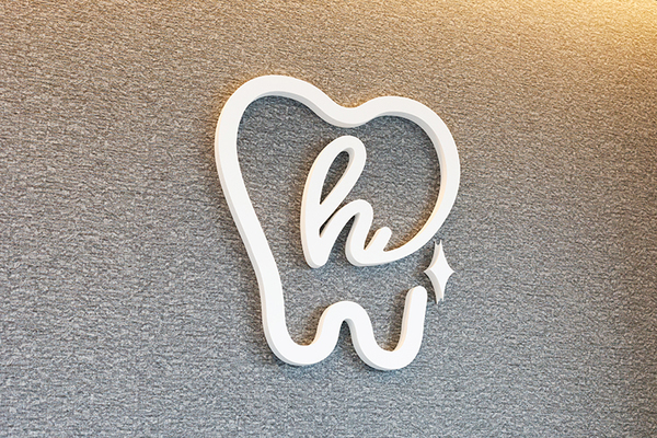 吉原光院長 西宮夙川ひかる歯科クリニック1