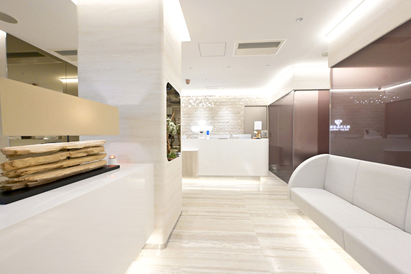 鈴木倫雄院長 鈴木耳鼻咽喉科 大阪鼻サージクリニック1